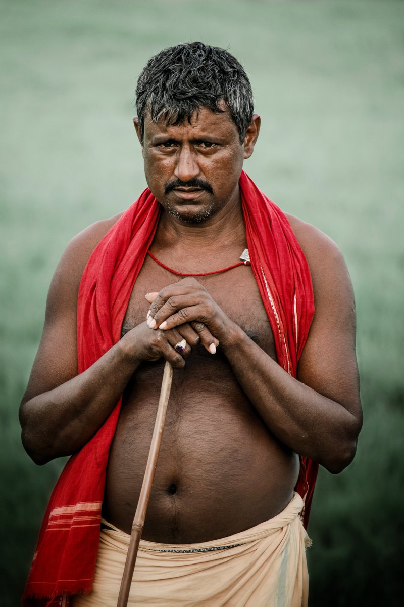_mr_awsm_'s tweet photo. The farmer.#farmer #potrait #nikonphotography #Nikon #nikonindia #nikond5300 #adobelightroom #streetphotography #streetphoto #indianface #Odisha #odishastreetphotography #farmersforthefuture https://t.co/GxwmoEcYzC