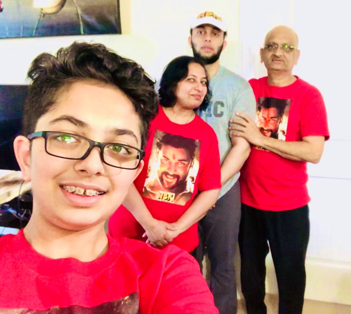 Kamini777's tweet photo. Dear @Suriya_offl Anna, Hearty Congratulations & Celebration For Fantastic #2YearsOfNGK 🙌🙌💐💐
Dear @selvaraghavan Ji, As Fan Of #SuriyaAnna , I knew How you Have felt & So Happy For Your Fan Moment and dreams come true To direct #Suriya in #NGK 🙌🙌😍😍
Waiting For #NGK2 🙏 https://t.co/vE5GtU5DAM