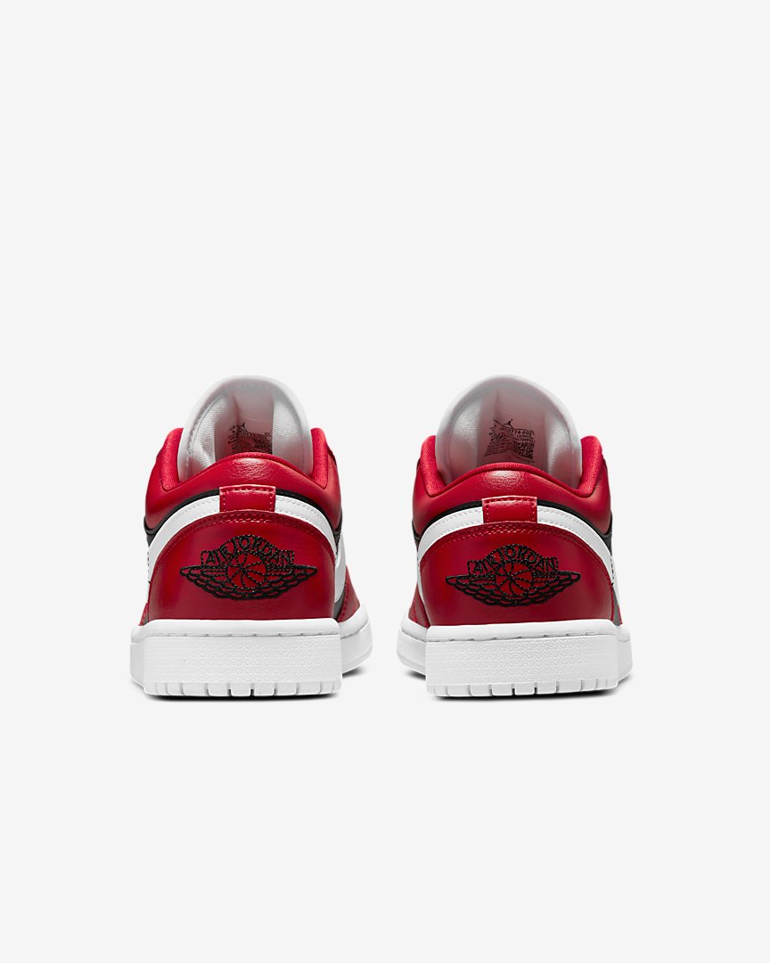 Ad: Jordan 1 Low Chicago Flip
Launching now! 🚀 

Link > solesupplier.co/2SBkYtW