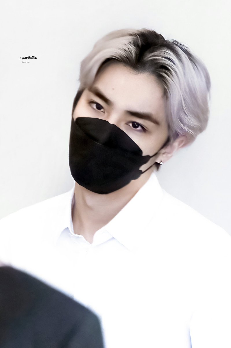 808Partiality's tweet photo. 210530 HQ

 #XIAOJUN #肖俊 #샤오쥔 https://t.co/rkvVBkUfNJ