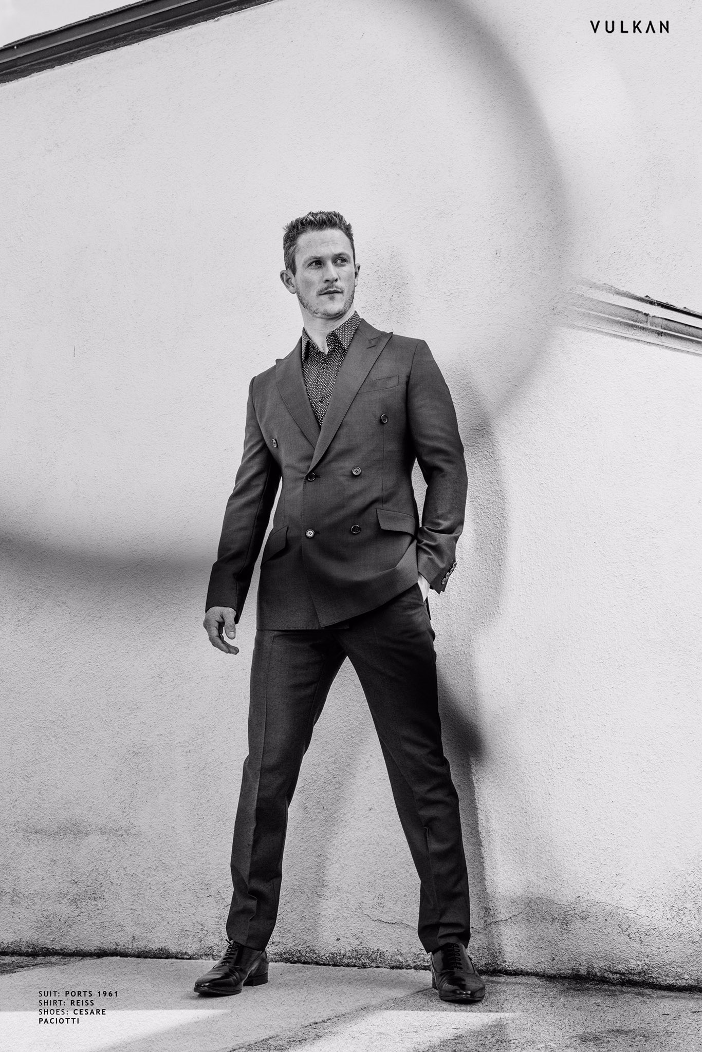 Happy Birthday Jonathan Tucker!
You are brilliant & we love you 