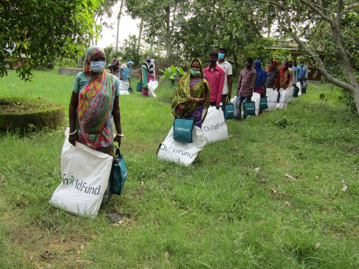ChildFundIndia's tweet photo. #cycloneYAASupdate | ChildFund India is responding to #CycloneYAAS. We have so far supported over 200 families with emergency shelter kits and hygiene kits in Kendrapara district of Odisha. Stay tuned for more updates. https://t.co/Uv3expI9YX