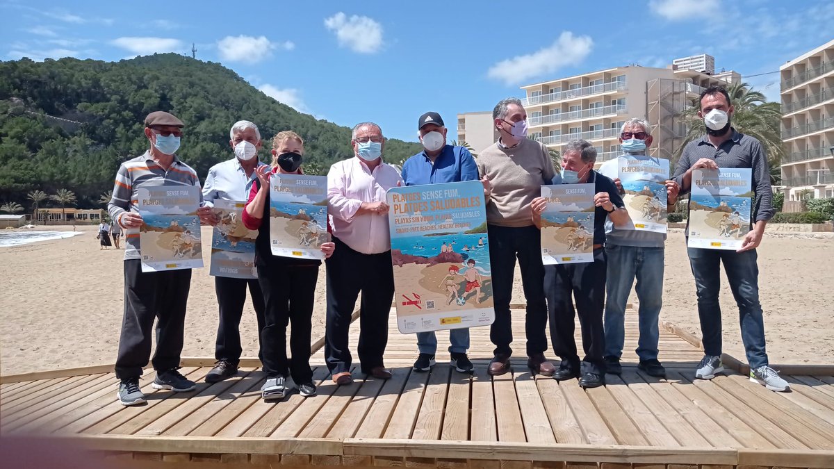 SalutGOIB's tweet photo. Aprofitant #DiaMundialSinTabaco volem animar als municipis amb platges a adherir-se al programa #PlatgesSenseFum➡️https://t.co/2SHmVrgEPT amb la finalitat de millorar la salut dels nostres i dels que venguin. 

Gràcies Cala de Sant Vicent 🚭⛱️Sant Joan de Labritja   👏👏Eivissa https://t.co/flawpGSHLY