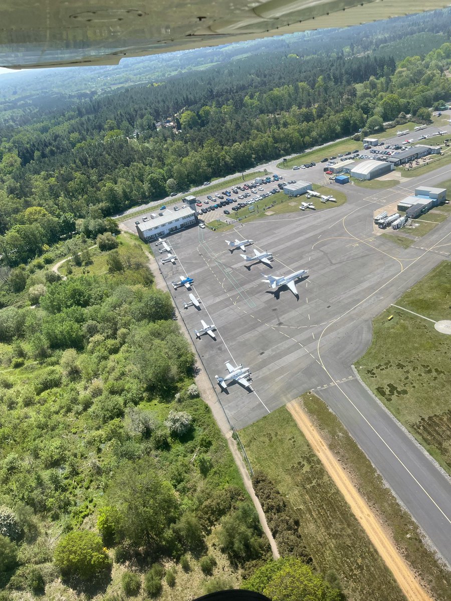 BBSAirport's tweet photo. A lovely shot sent in of our busy apron from yesterday.  This shows the diverse range of aircraft we have from the nimble Comco #ikarusc42, right up to the majestic @DassaultFalcon #Falcon50EX
Photo: George Webbon
#blackbushe #blackbusheairport #pilot #avgeek https://t.co/J6Sd1Yi8nd