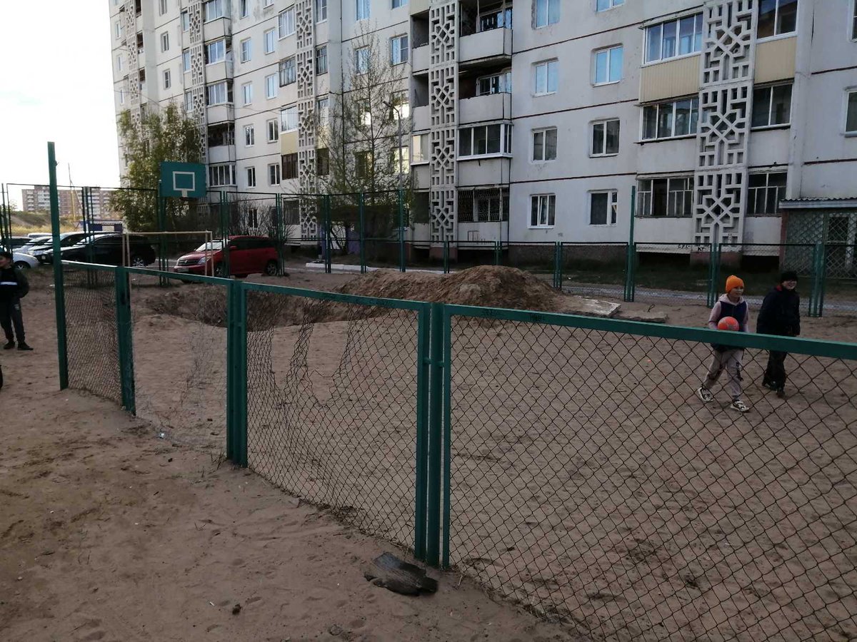 временные ограничения движения автомобильного транспорта. 102 микрорайон улан удэ. ремонт дорог улан-удэ подрядчики. ремонт дорог в ильинке бурятия. 102 мкр в душанбе.