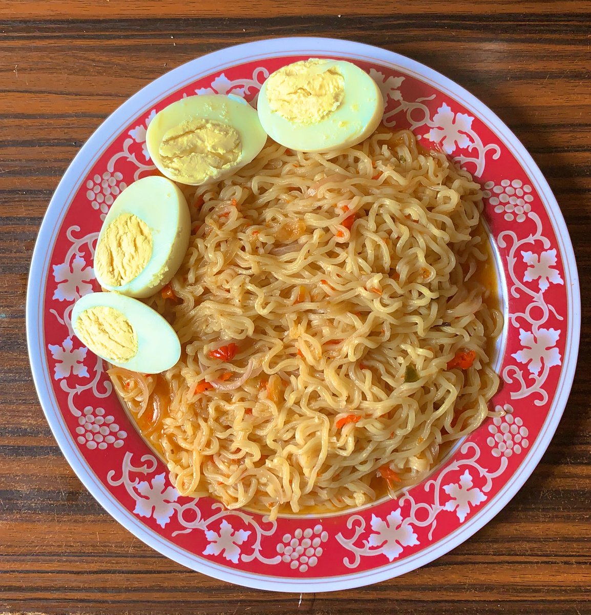 iam_instigator's tweet photo. Pepperoni noodles with dissected chicken eggs - 35k per plate

RT until it gets to my customer on your timeline https://t.co/EzOHSGGG3e