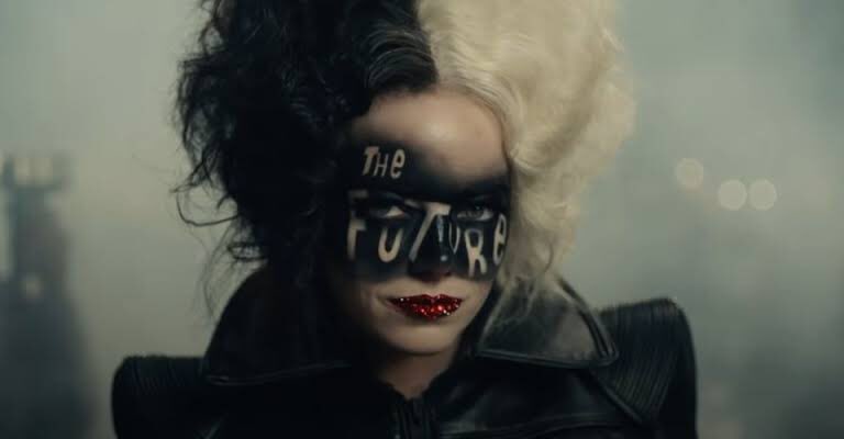 オトガイ ヨッシー 日常 映画感想 على تويتر バロネス ロンドンのファッション業界に君臨する冷酷で高慢なるカリスマデザイナー プラダを着た悪魔 のメリル ストリープでさえ凌駕する毒舌が止まらぬ冷酷なる悪魔を演じたエマ トンプソンの威厳ある存在感と威圧感