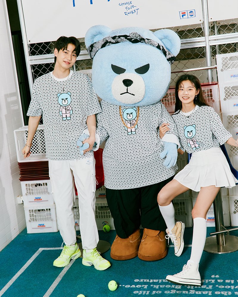 hdys_official's tweet photo. #HDYS collaborated with #KRUNK for the “Slow-Paced” collection featuring the iconic images of Krunk, trendy colors and cozy unisex silhouettes. Maybe it’s time to slow down and enjoy your life~  Releasing tomorrow online. #韩都衣舍 https://t.co/eOvQtAITxl