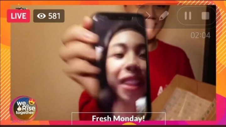iamrainlouise's tweet photo. Maraming pinakita na mga old videos . 

FRESH TAKE MALAPIT NA 
#WeRiseWithEdwardBarber 

#MayWard #EdwardBarber 
@Barber_Edward_ @maymayentrata07 https://t.co/G84tzFNk0E