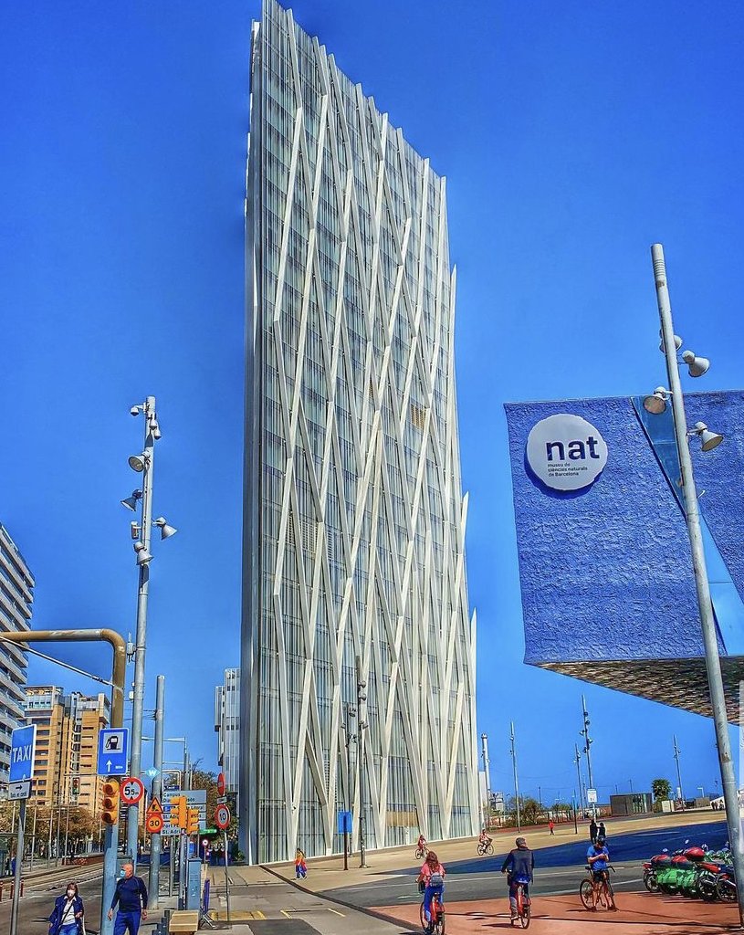 📍 Torre Telefonica Diagonal
--
 📷 <a href="/dzamorar/">David Zamora</a>