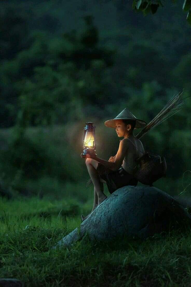 "الإنسان لا يعرف شيئاً عن غيره من البشر، وأقصى ما يمكن أن يبلغه هو افتراضه أنهم مثله، وتلك هي المصيبة."