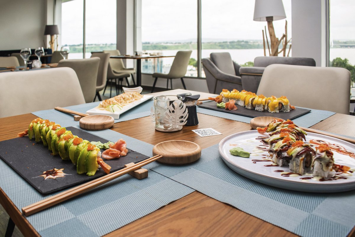 PullmanKinshasa's tweet photo. Le week-end approche à grands pas. Profitez d'une pause bien méritée pour déguster les spécialités japonaises préparées par notre chef.
#Sushi #Kinshasa #PullmanKinshasa https://t.co/qh8HnIwEAc