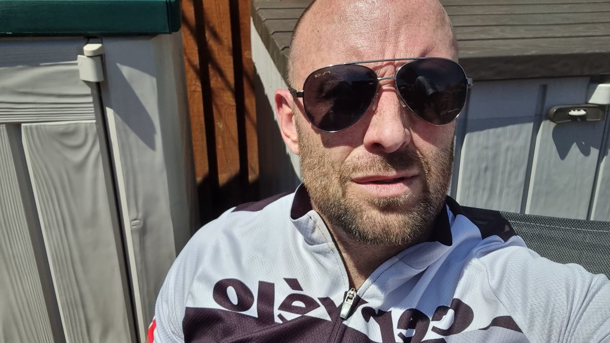 stircrazyjack's tweet image. Finished ride in baglan.  Its in the bag  #CycleUK #Wales #Fatlonewolf
