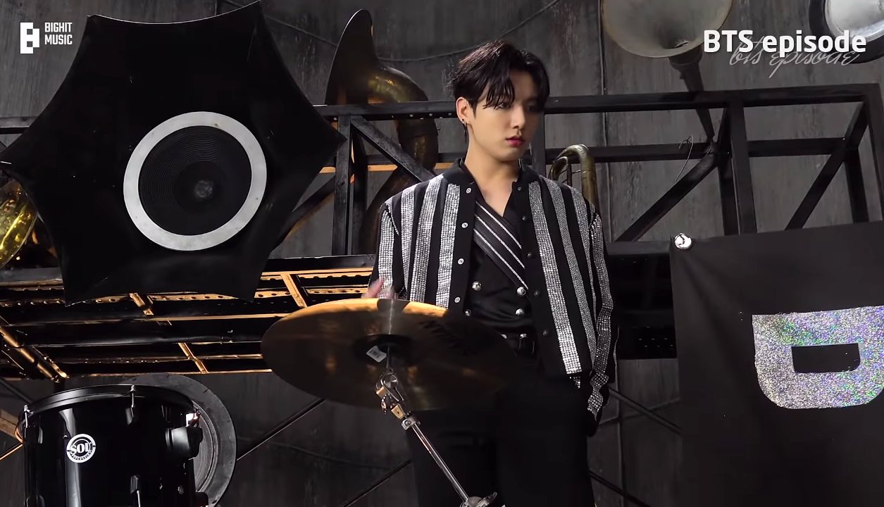 E2t6qHZUUAEmEmp?format=jpg&name=large