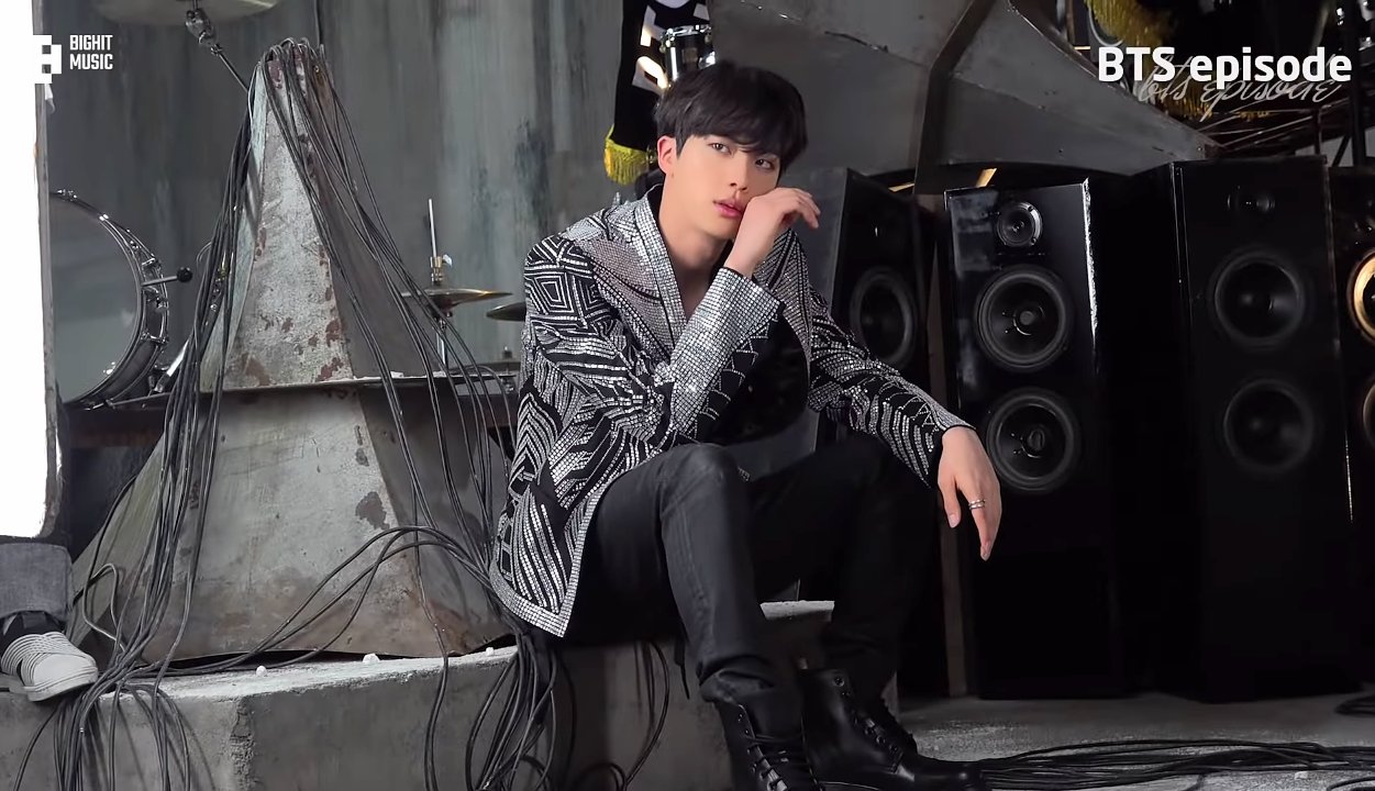 E2t6t9KUUAIa4Rx?format=jpg&name=large