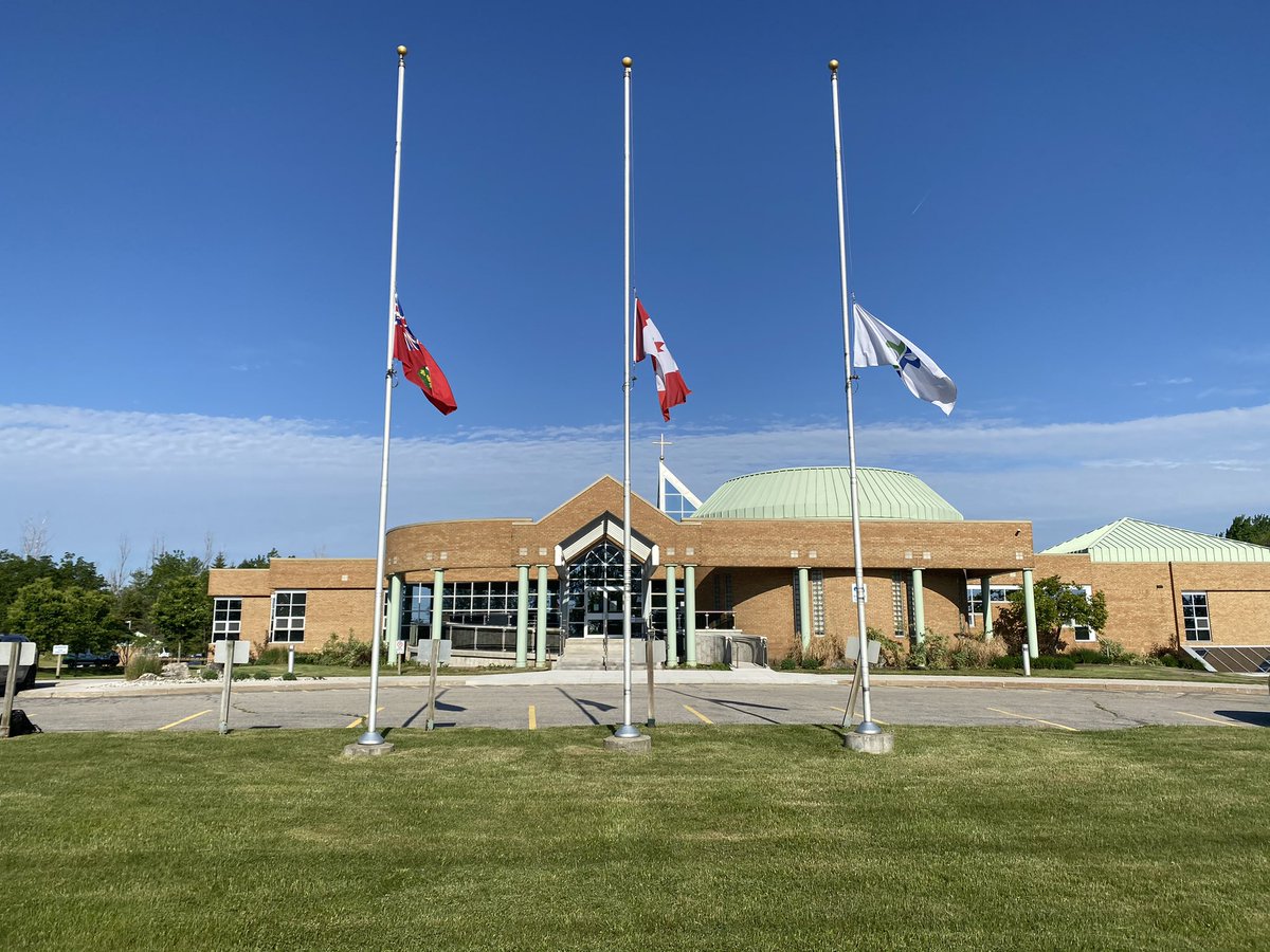 Today our flags are lowered in memory of the 215 Indigenous children whose  remains were found in British Columbia at a former residential school.  #Remains of 215 #First Nations <a href="/niagaracatholic/">Niagara Catholic DSB</a>