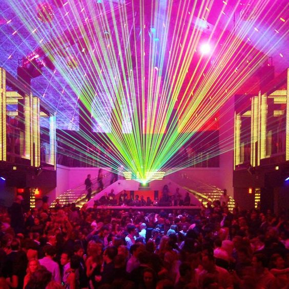 TonysExclusives's tweet photo. Lights, sounds and the best people! Book your concert tickets with us, now! #tonysexclusiveservice #rockconcert #concertmania #rockmania #concertfever #concertaddict #concerts #music #concert #livemusic #concertphotography #live #rock #events #festivals https://t.co/Owak3fetSi