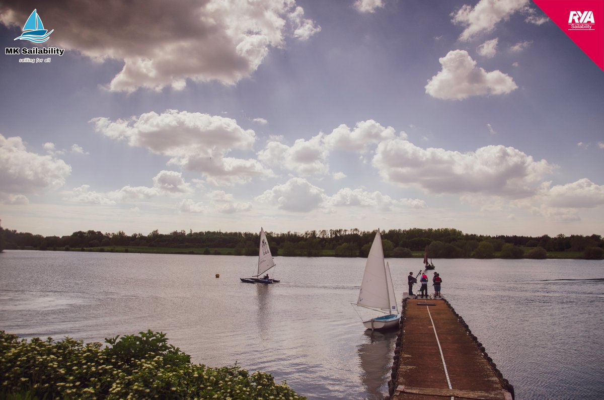 ⛅️ HAPPY BANK HOLIDAY WEEKEND ⛅️

⛵️ The weather was definitely on our side this bank holiday weekend, our boats sure did look fabulous in the sunshine on Saturday. ⛵️