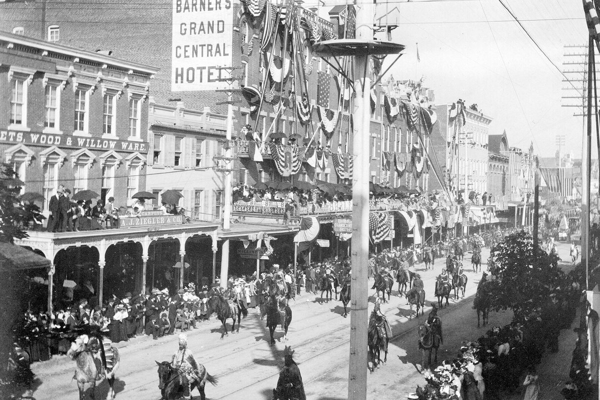 Today we remember the heroes who fought to protect our freedoms. 

We wish you all a safe and beautiful Memorial Day. #MemorialDay #MDW