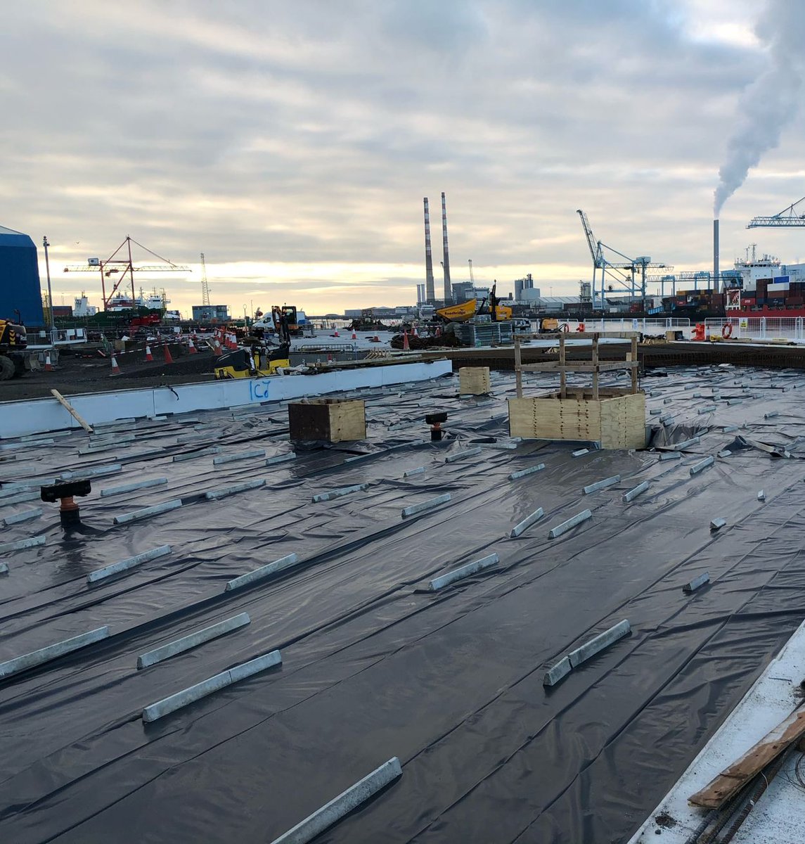 midland_steel's tweet photo. Great work by our FasterFix Modular Rebar team over the weekend ☀️
#team #rebar #BIM #offsiteconstruction #FasterFixModularRebar #60tonne https://t.co/VyGXp9kQMy