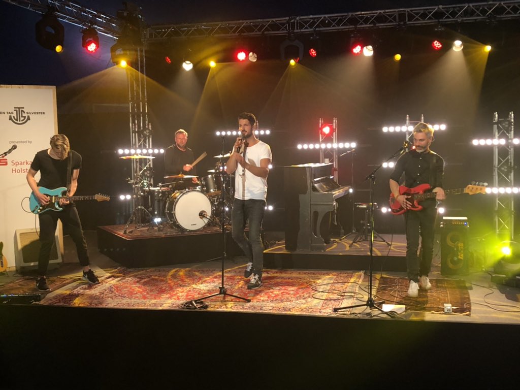 Kultur auf den #fbd21: Jeden Tag Silvester jetzt live auf der Bühne unter fehmarnbeltdays.com