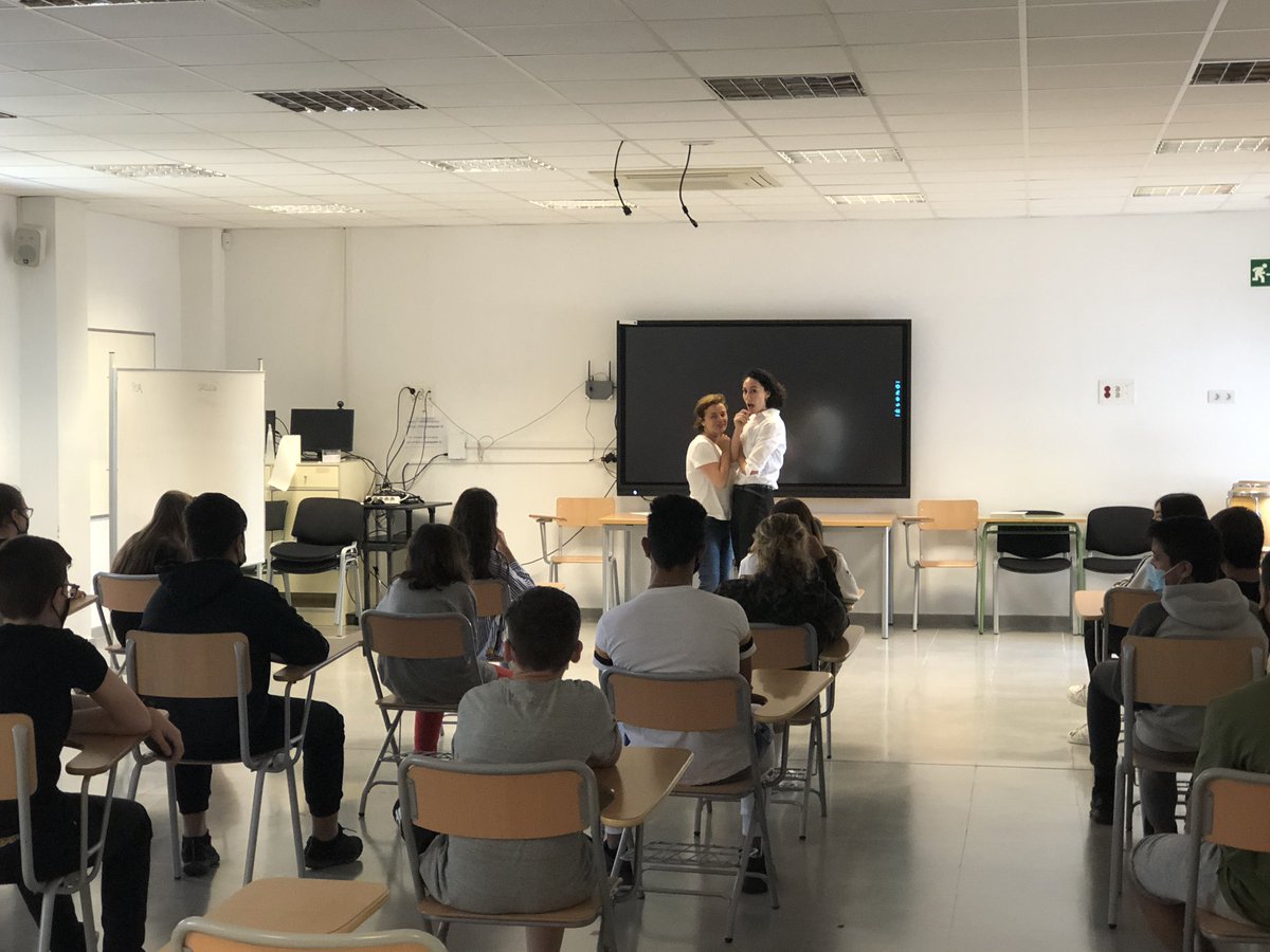 nlliteras's tweet photo. Darrera sessió de Teatre participatiu a l’IES de Capdepera. Aproximació a temes socials des de la representació. Una gran experiència que esperam repetir #gestambiental #iescapdepera #capdepera #ajuntament #participacio https://t.co/Z9K8dpdGed