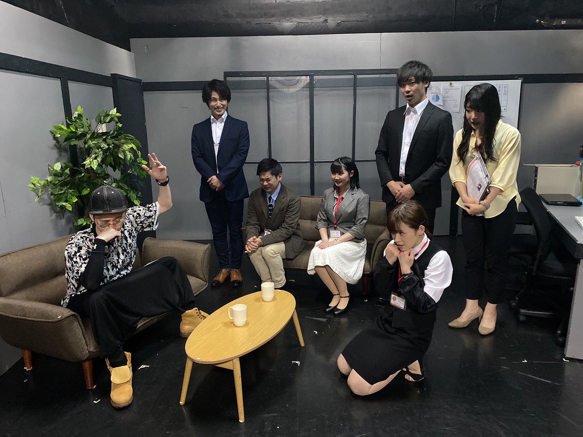 YujiMidorikawa's tweet photo. 『ただの嘘と、幸せな嘘』
終演致しました。

長くもあり短くもあり
幸せでもありしんどい

素敵な時間を有難う御座いました。

関わって下さった全ての方に
感謝です。

#ただ嘘
#舞台　#演出　#LoKi

いや、
ロキって打つと絶対へんなねずみでてくんだけどなんで。w https://t.co/BsO1G5qnSS