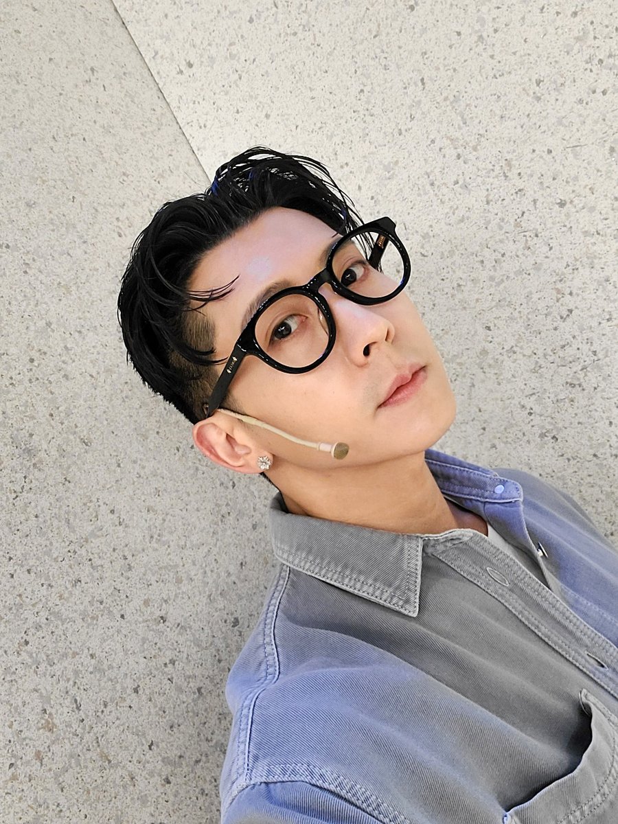 #브라이언

띵동! 6월 첫째 주 브라이언 방송 안내 도착!💌 

⏰ 6/1 오전 11시 40분 현대홈쇼핑 최현우초이스 
⏰ 6/2 오후 7시 30분 NS홈쇼핑 끌레드벨 
⏰ 6/3 오전 9시 25분 홈앤쇼핑 끌레드벨 

6월에도 브라이언과 함께해요❤ 

#본방사수