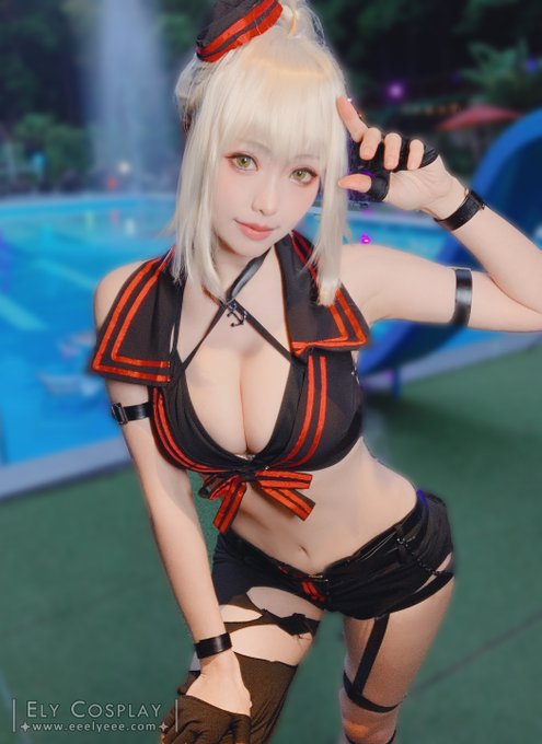 Twitterのコスプレ画像20