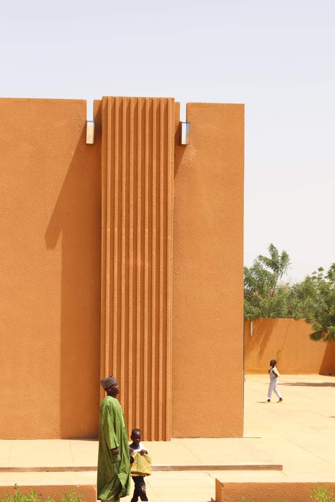 MrBasabose's tweet image. HIKMA - A Religious and Secular Complex / @ateliermasomi + studio chahar. 

By the sister @mariamkmr 🙌🏾

 #Niger #Afritecture #VernacularArchitecture #Madrasa #CriticalRegionalism #Balance #Materiality