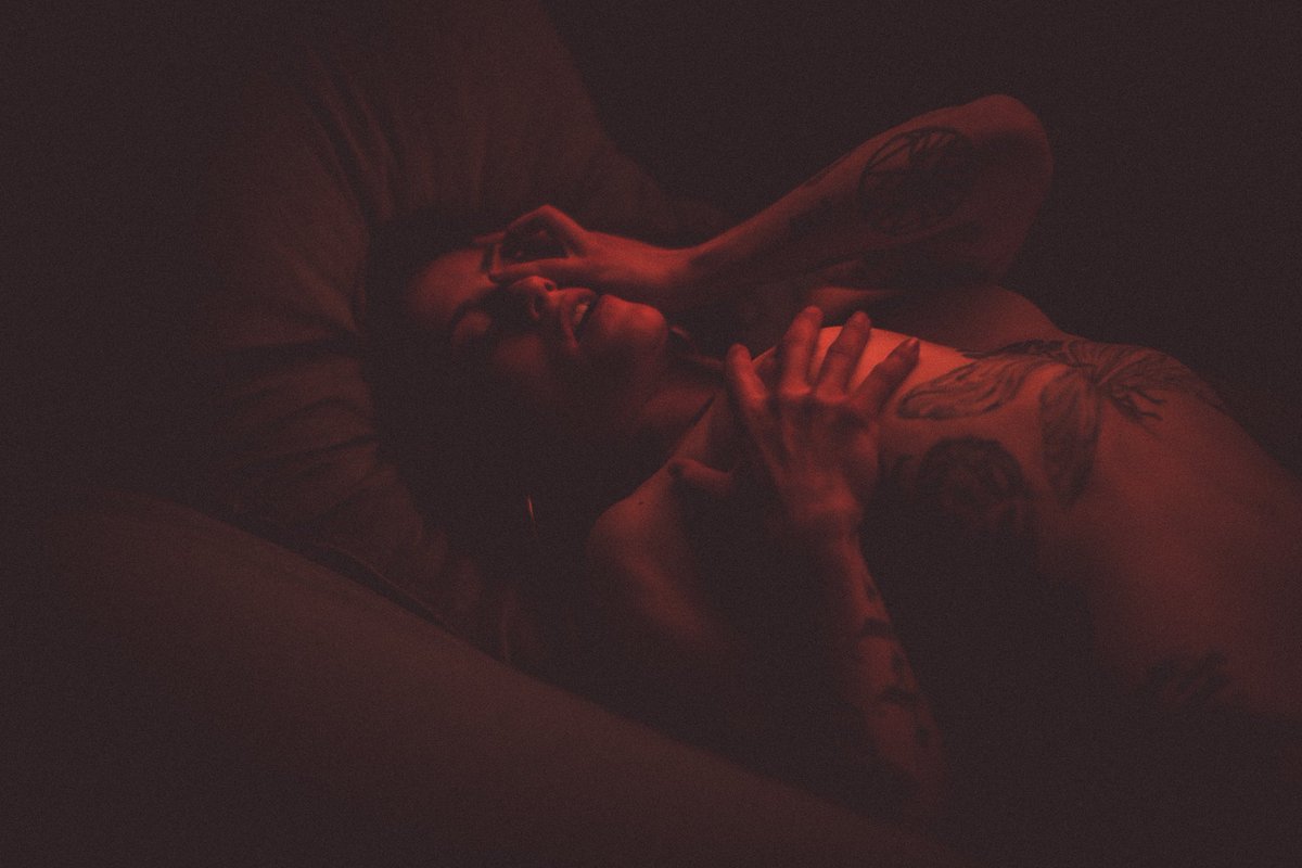 RoyalAk420's tweet photo. preview with Guido Cantone
For more https://t.co/ifODkjLW2a

#picoftheday #tattoomodels #nudeart #boudoir #boudoiritalia #modelling #alternativemodel  #inkedgirls #inkedmodel #nude #tattoo #sensuality #sexygirl #sexy #hotgirl #onlyfans #onlyfanscreator #uncensored #hotcontent https://t.co/BeXHRwu1r9