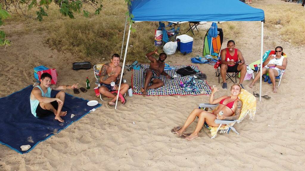 Simplisitic's tweet photo. Grilled turkey burgers, chicken, baked bean, tater salad, &amp; lots of water today #electricbeach #hawaii🌴 https://t.co/GFxN0NCG7l