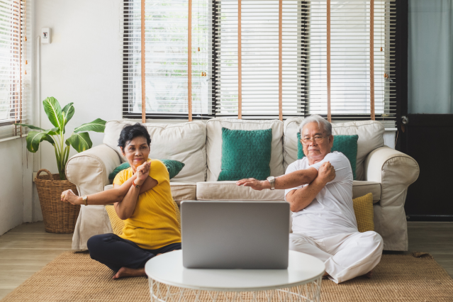 Sil_Kieta's tweet photo. Employees expect #digital #wellbeing strategies, apps, and access to virtual #healthcare. Learn why employers need to embrace #HealthTech in @EmployeeBenefit. https://t.co/BaytUrcVuz https://t.co/O8EDftXwNn