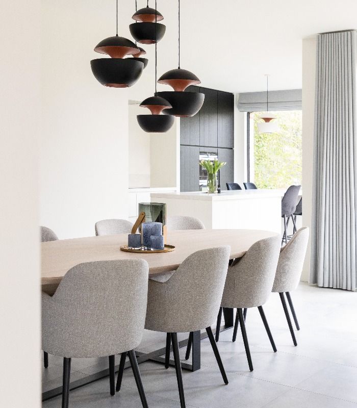 Charrell_home's tweet image. In dit nieuwe project namen onze experten een nieuwbouwwoning onder handen. De leefruimte baadt in het licht door blauwe nuances en lichte elementen én straalt toch veel warmte uit. Wil jij ook graag interieuradvies op maat? Maak hier een gratis afspraak, tinyurl.com/2qa6grxd.