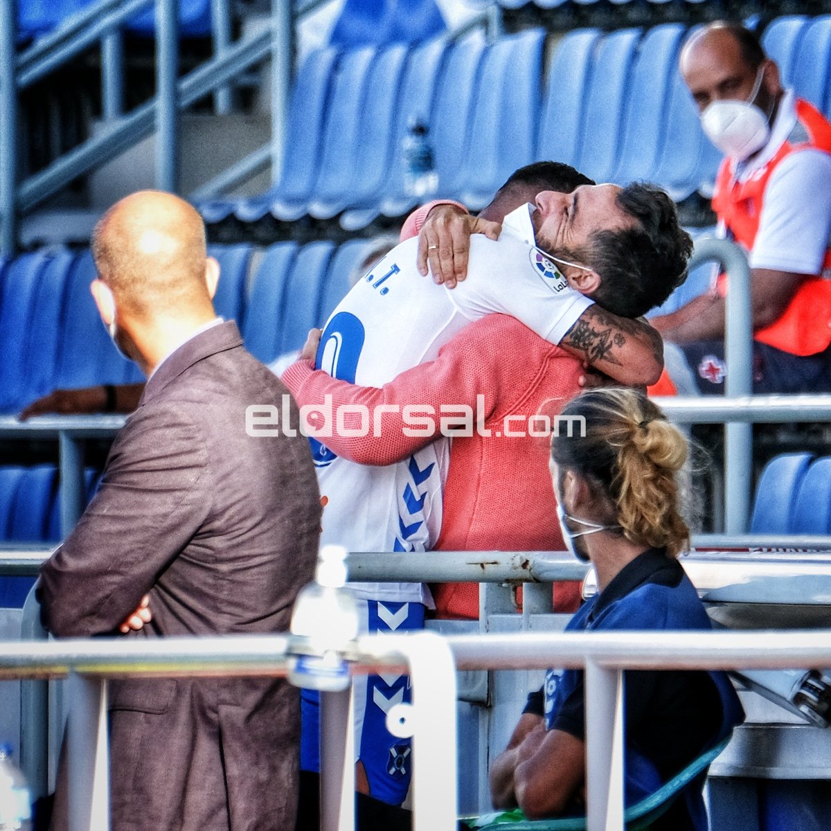 Jacfotografo's tweet photo. La fotogalería del CD Tenerife ante el Real Oviedo - https://t.co/dugB7Cdlym  https://t.co/qo27KbuLcf https://t.co/MwvculeqS2