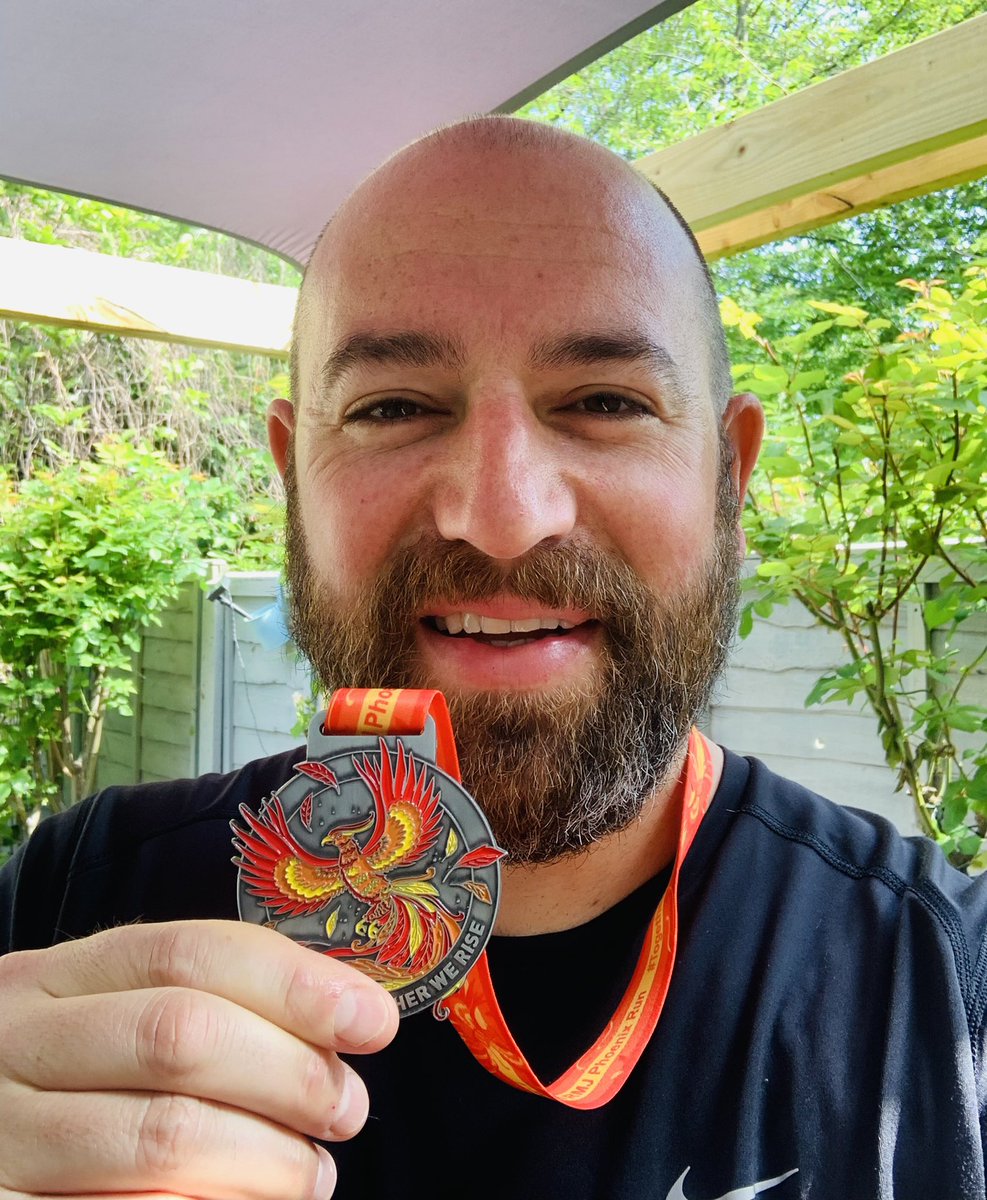 stuartbarnes78's tweet photo. Over the finish line! 🏁 Day 31 complete ✅ for the #PhoenixRun ❤️💛 in support of @ICR_London as part of #TeamRMJ! 
#TogetherWeRise @RunningMrJones @ravbillan https://t.co/k03fS3gtnC