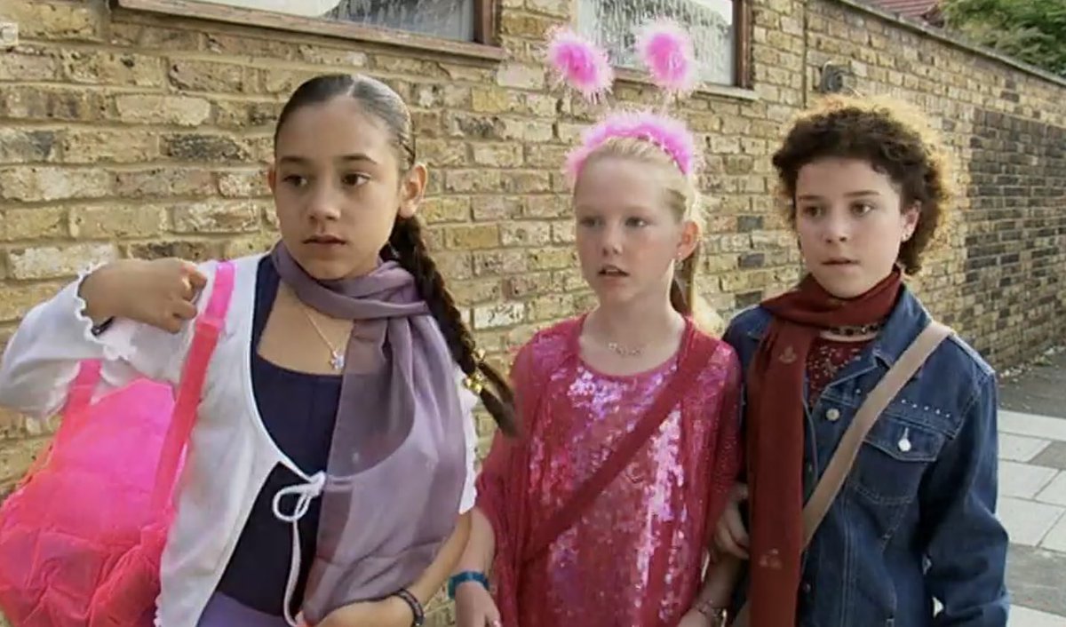 TracybBeaker's tweet image. When it’s the 21st June and Borris says at the last minute clubs can’t reopen …