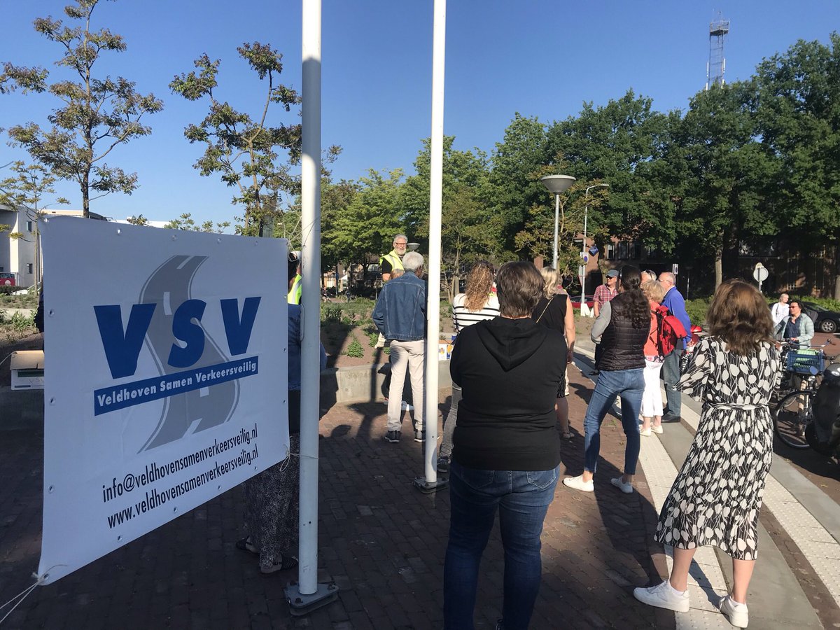 OeverAd's tweet photo. Eindelijk weer het PRAKTISCH VERKEERS-EXAMEN in Veldhoven. Verspreid over meerdere dagen zullen de leerlingen uit groepen 7 en 8 hun praktisch verkeersexamen afleggen. Heel veel succes allemaal. 
En ‘dankjewel’ aan alle vrijwilligers!
#veldhovensamenverkeersveilig https://t.co/3MdU3jxW2B