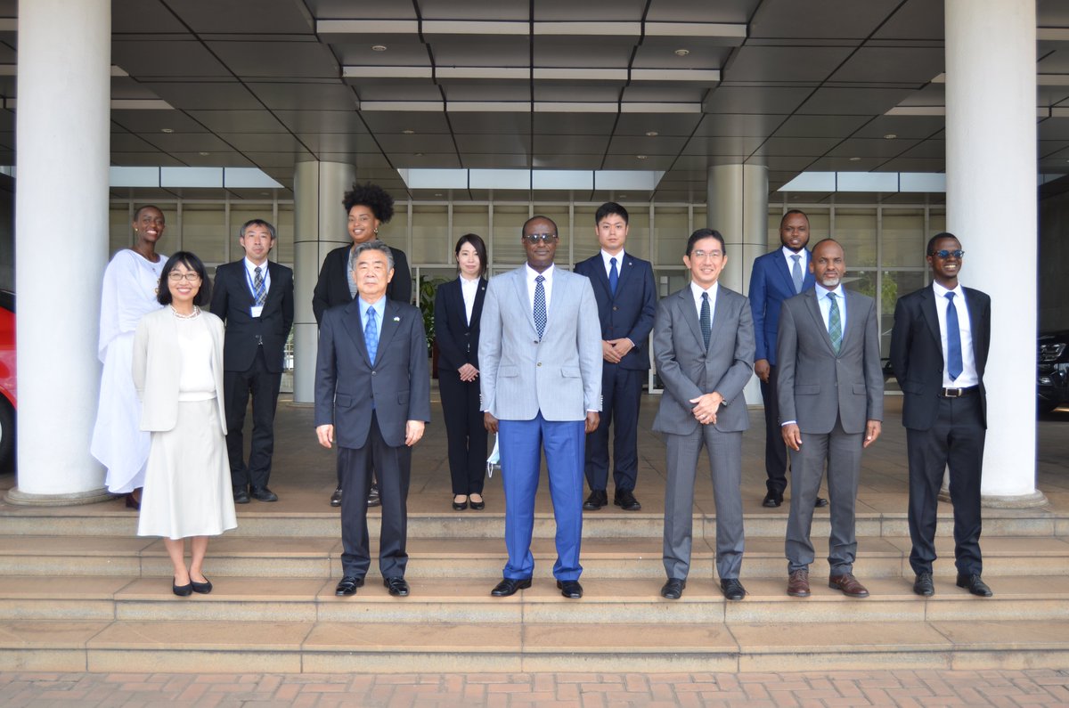 RwandaMFA's tweet photo. Minister of State, Prof. Manasseh Nshuti received Amb. Masahiro Imai of #Japan to #Rwanda, accompanied by two Japan Overseas Cooperation Volunteers. This was an occasion to appreciate the strong bilateral cooperation between the two countries as well as the work of #JICA. #RwOT. https://t.co/vFHHIv0kga