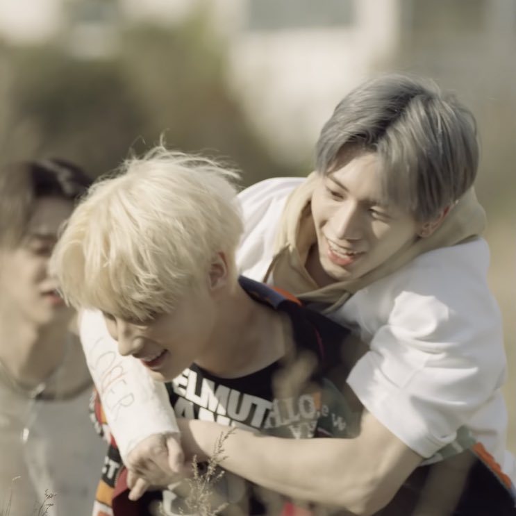 hyukalooks's tweet photo. #HUENINGKAI &amp; #TAEHYUN https://t.co/qr8p9xjxm7