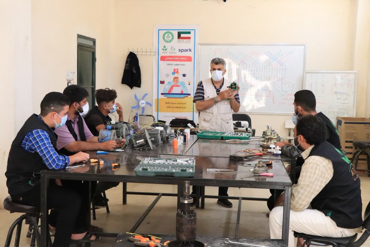 AtaaRelief's tweet image. صباح الهمم العالية 💚
من ورشات التدريب في &quot;معهد #عطاء المهني&quot; في ريف #إدلب.
#SPARKAlumni #ِAtaa