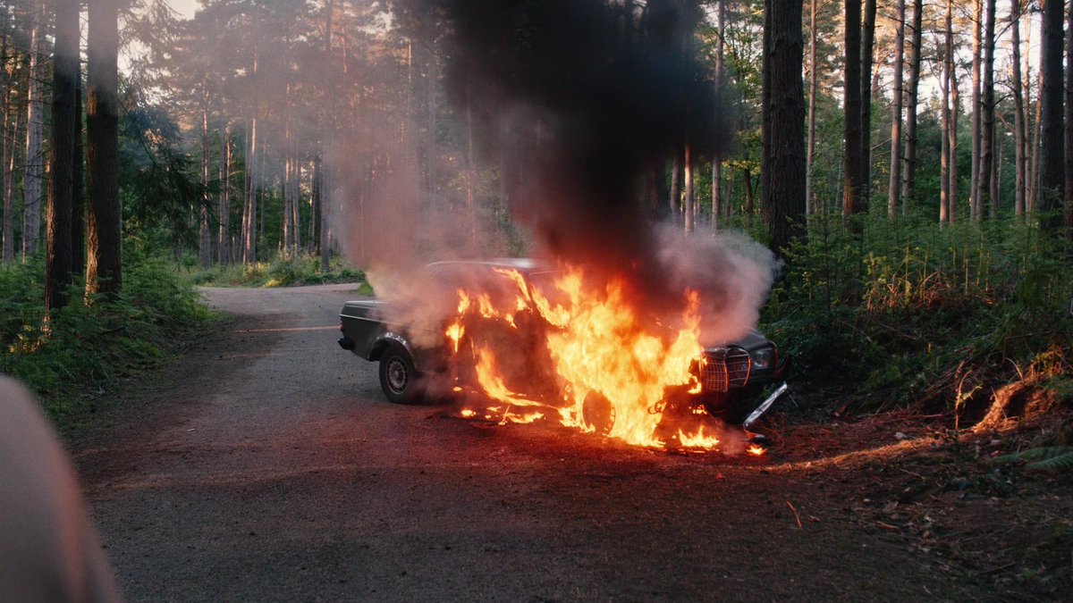 txtcinema's tweet photo. the end of the f***ing world (2017) // 0X1=lovesong (i know i love you) (2021) https://t.co/Lyskmbc9SC