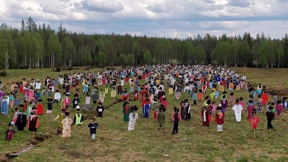 One of the most unusual attractions in Kuhmo and Suomussalmi, "The Silent People" installation will be dressed in new summer clothes on June 8th, with anyone able to bring their own clothes for the event! Learn more about the region's attractions: discoveringfinland.com/blog/wild-taig…