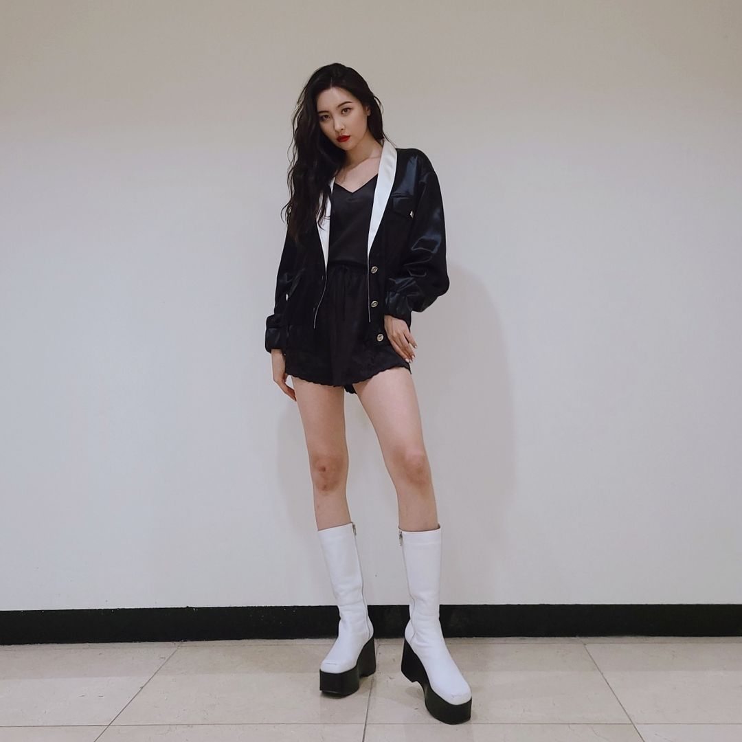 sunmi pics tweet media