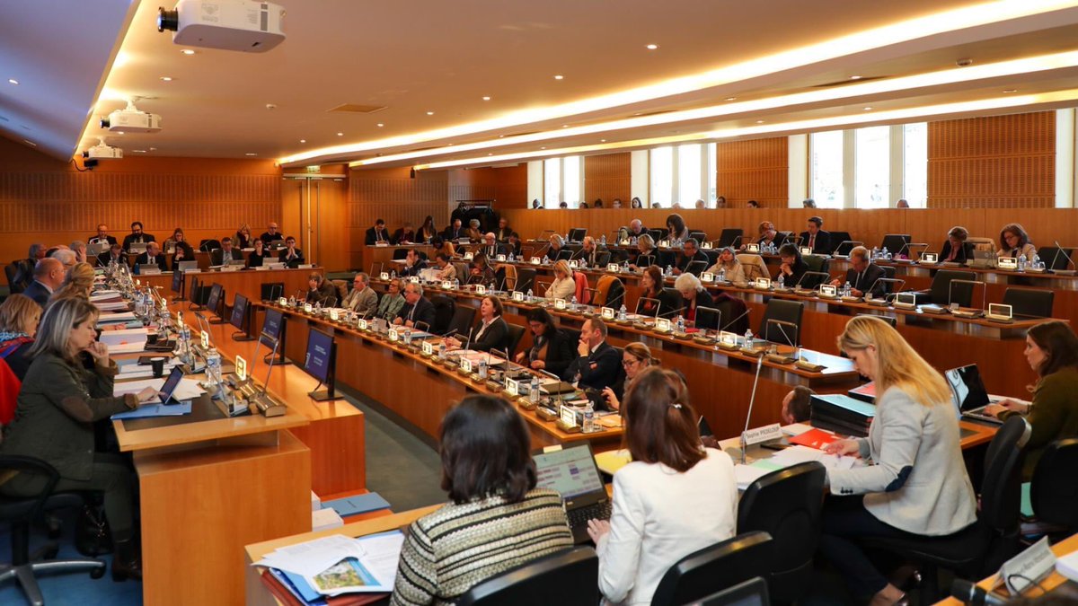 En commission permanente <a href="/Departement77/">Seine-et-Marne</a> , S. DJEBARA a interrogé le Président SEPTIERS sur le maintien de M. BULLOT dans la majorité départementale suite au soutien du RN à sa candidature aux départementales. Olivier LAVENKA a contraint P. SEPTIERS à prendre ses responsabilités.