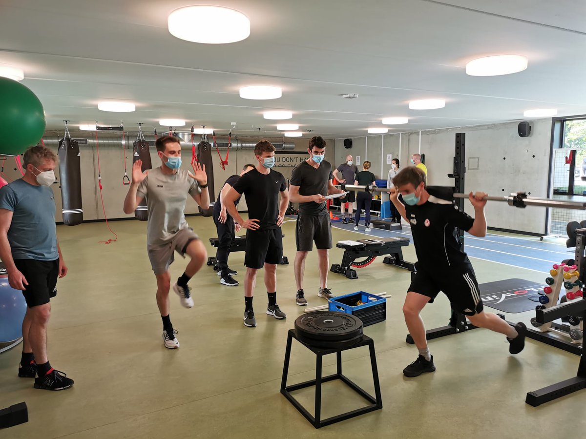 Bas Van Hooren tweet media