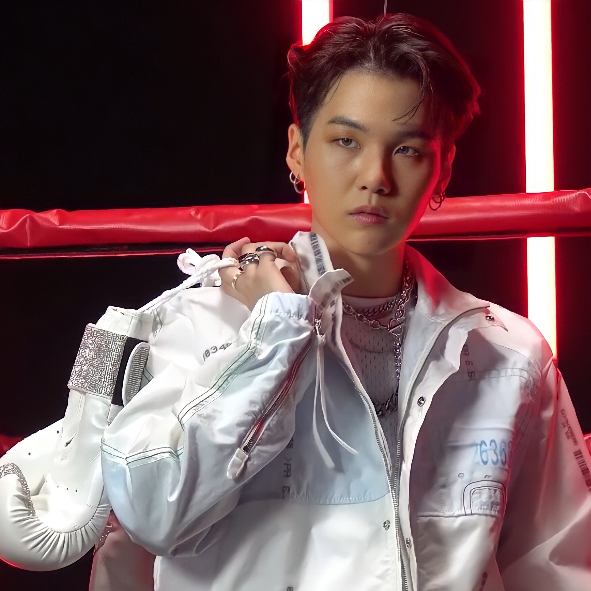 E2taILTUYAAFe2E?format=jpg&name=large