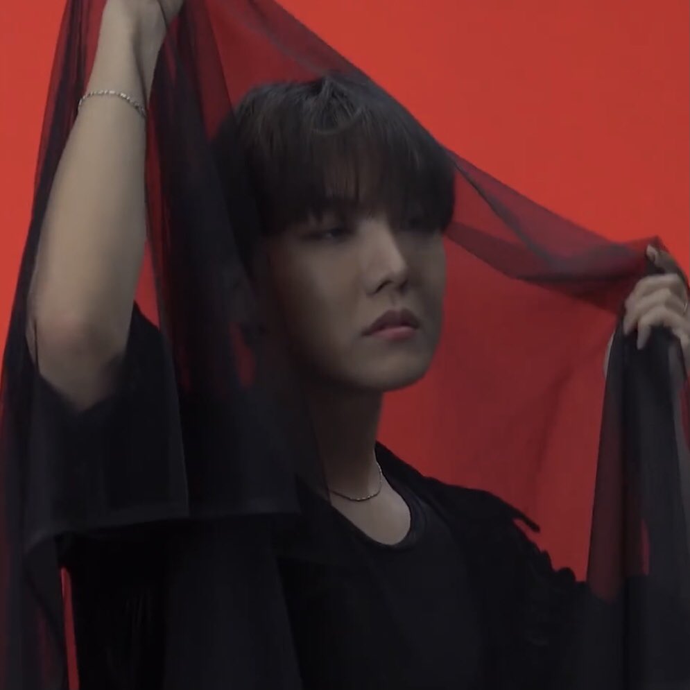 E2taPpfVgAMK1cO?format=jpg&name=medium