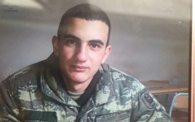 Vətən müharibəsində şəhid olan daha bir hərbçinin nəşi tapılıb
Neftçala rayonundan olan əsgər İmanov Məmmədağa İqab oğlunun nəşi tapılıb.
Onun sabah Neftçala şəhər qəbiristanlığında dəfn olunacağı gözlənilir.