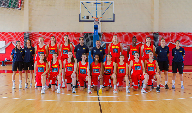BaloncestoESP's tweet photo. La #U19F 🇪🇸 termina su concentración en Azuqueca de Henares 👋

Próxima parada: un verano APASIONANTE con la llegada de la Copa del Mundo #FIBAU19 🔜 

#SomosEquipo https://t.co/jS7djuNtDo